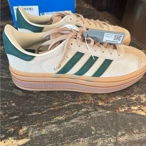 NEW W/TAGS: adidas Originals Gazelle Bold "Cream White/Green" Women's size 9